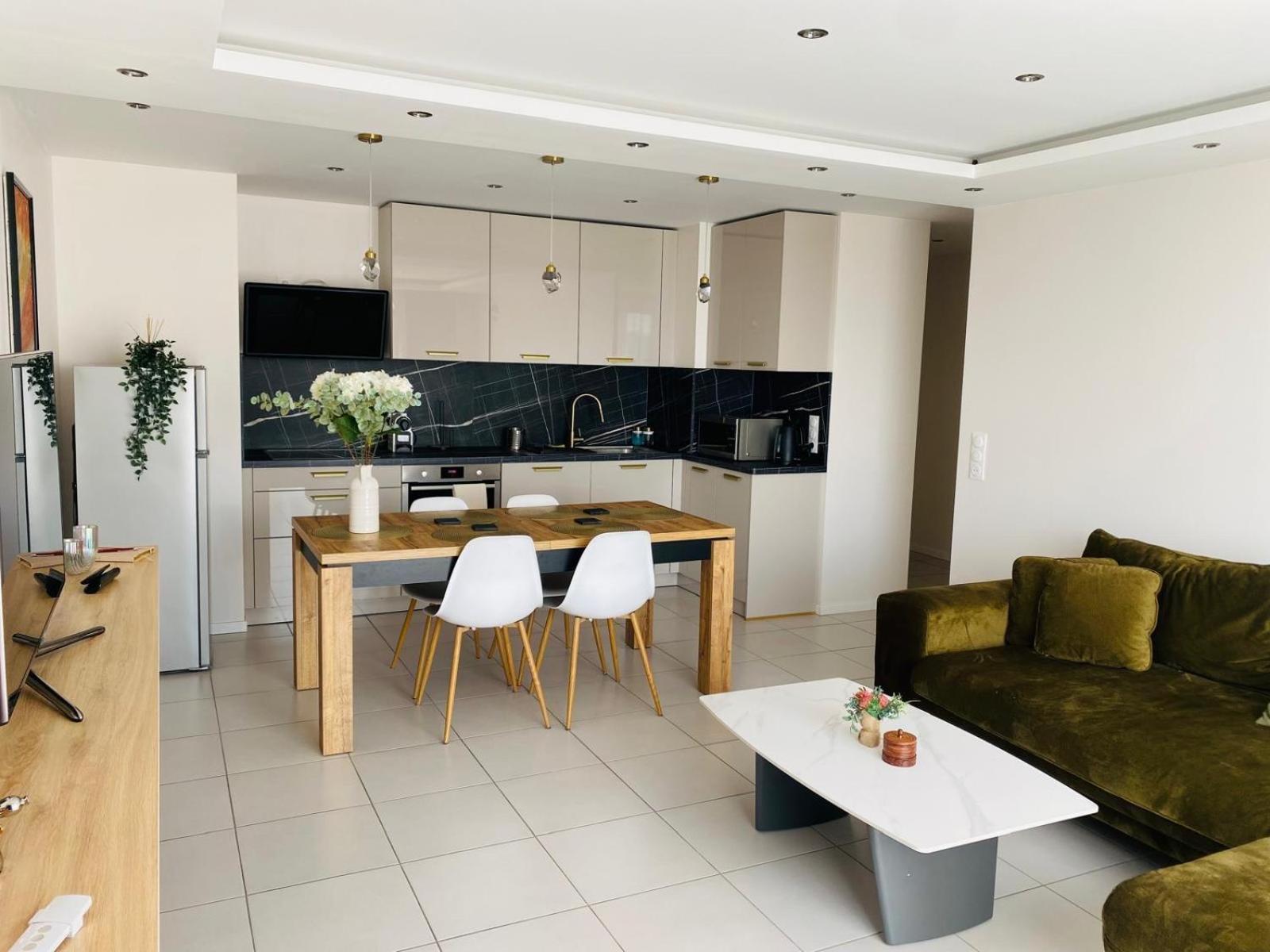 Appartement Rooftop - 5 Min Centre Ville Strasbourg ชิลติงไฮม์ ภายนอก รูปภาพ
