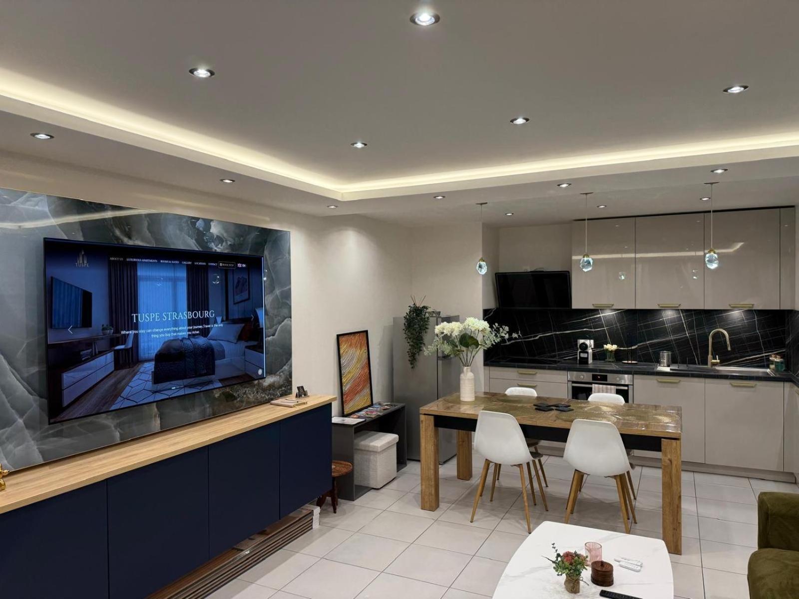 Appartement Rooftop - 5 Min Centre Ville Strasbourg ชิลติงไฮม์ ภายนอก รูปภาพ